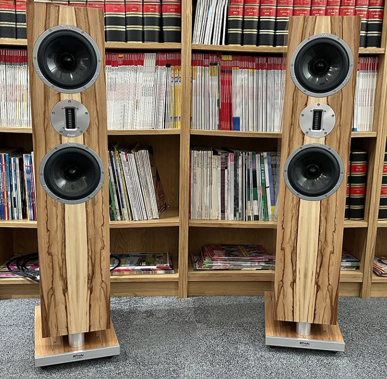 K3 Review “Musically enchanting speakers that blend muscularity and finesse superbly”